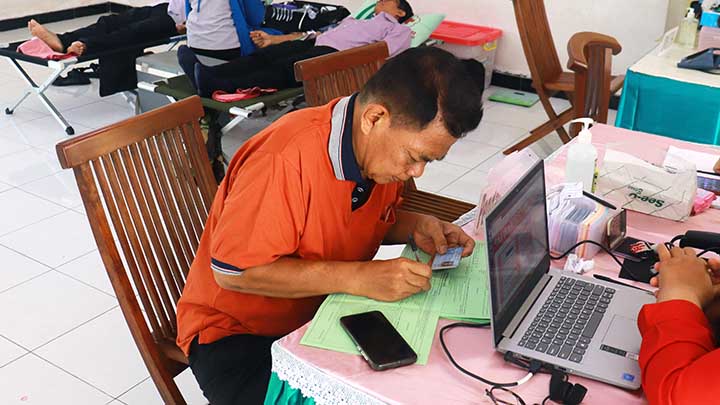 gallery kegiatan, Donor Darah GKJ Baki , Komisi Diakonia, gereja kristen jawa, gkj, gkj baki, gereja kristen jawa baki, baki, sukoharjo, gkj klasis sukoharjo, klasis sukoharjo, klasis, sinode gkj, sinode 